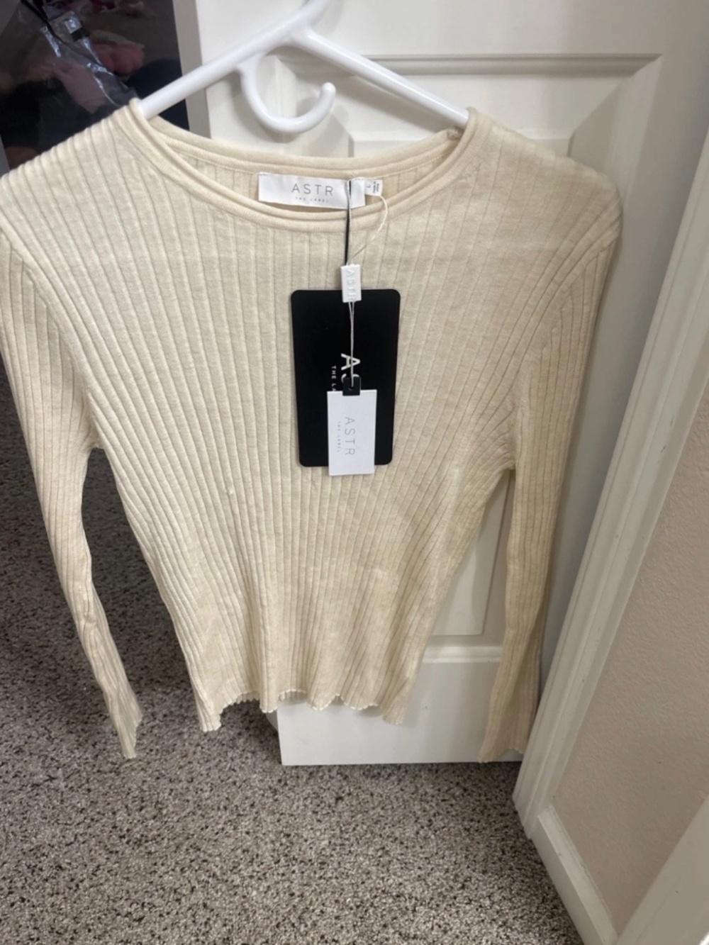 Astr label long sleeve sweater brand new with the tags size large